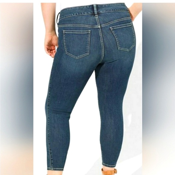 Torrid First At Fit Jegging Crop - Picture 2 of 12